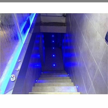 Logement Haut De Gamme Jacuzzi Sauna Clermont-Ferrand Exterior foto